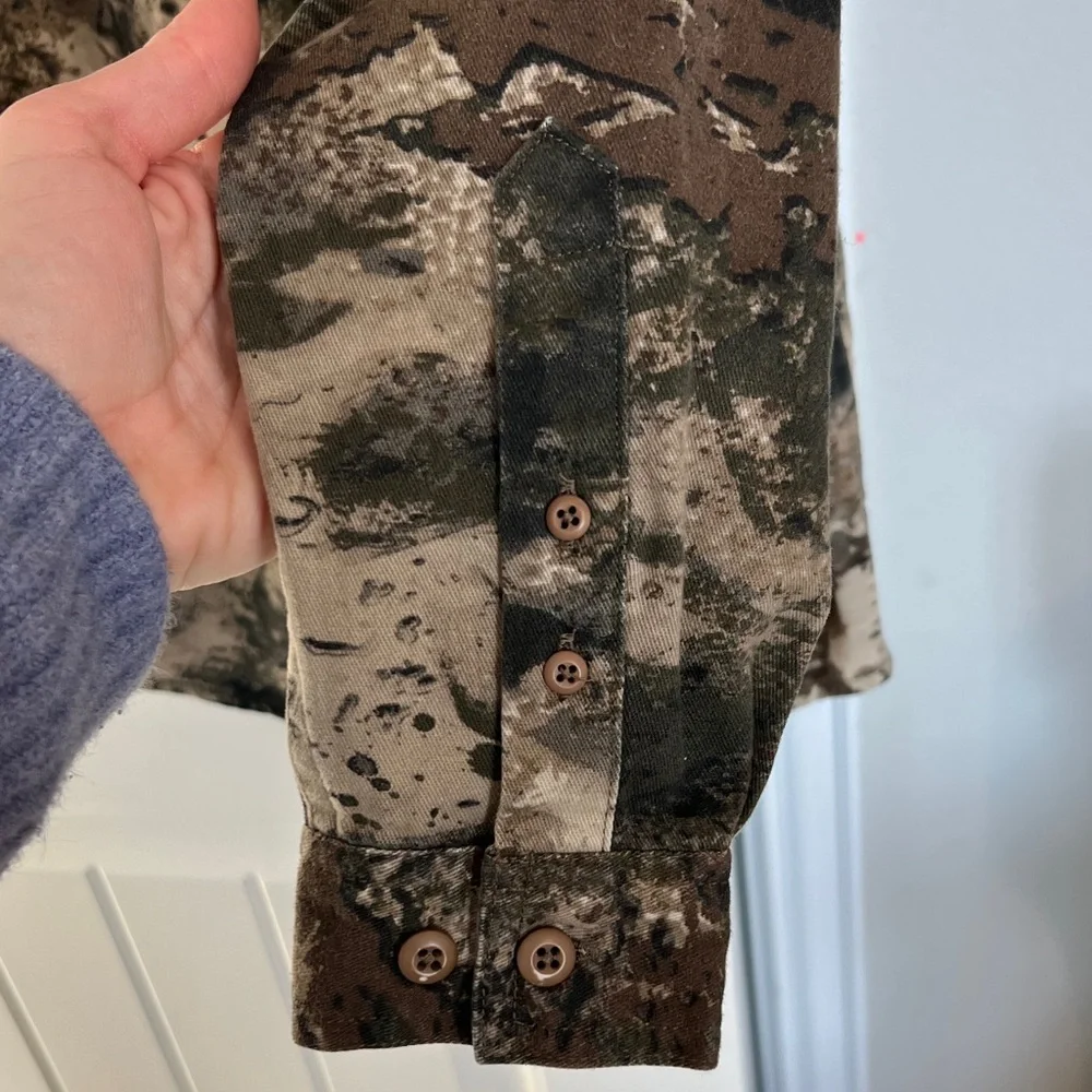 Cabela's Kids Camouflage Button Down Shirt - Picture 6 of 7